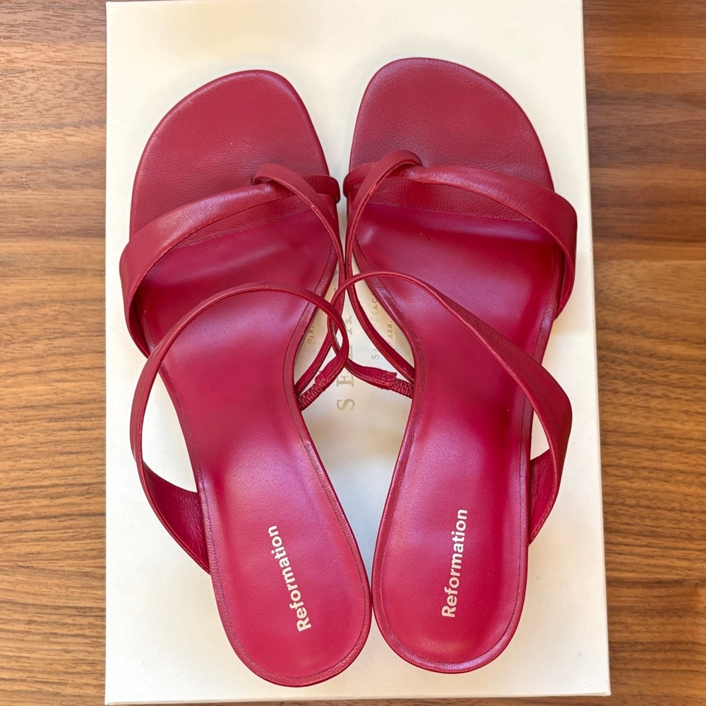 Reformation Deep Red Strappy Square-Toe heeled Sandals